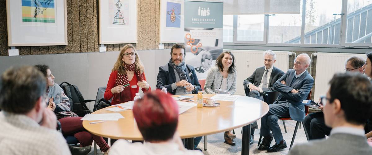 IMS, impact social, économie sociale, soldaire, ESS, initiatives, etreprises, gouvernement, dossier du mois Infogreen, impact mositive sur la société, incubateur, SIS, acteurs, secteurs