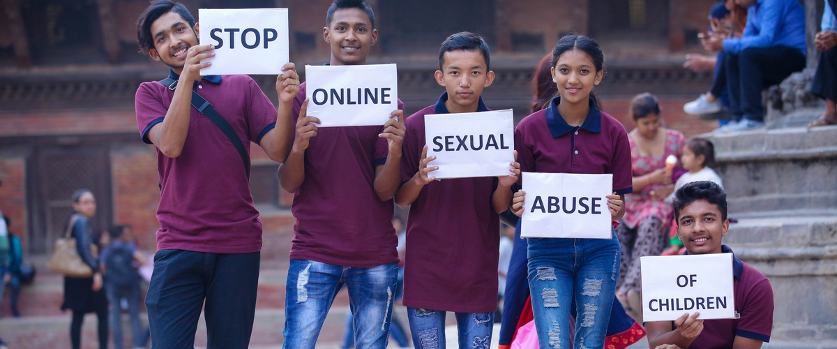 solidarité, Sauver un enfant, exploitation sexuelle des enfants, ECPAT Luxembourg, ONGD, sensibilisation, droits humains, droits des enfants, drame de l’enfance , campagne de sensibilisation, prostitution infantile, tourisme sexuel, maltraitance sexuelle