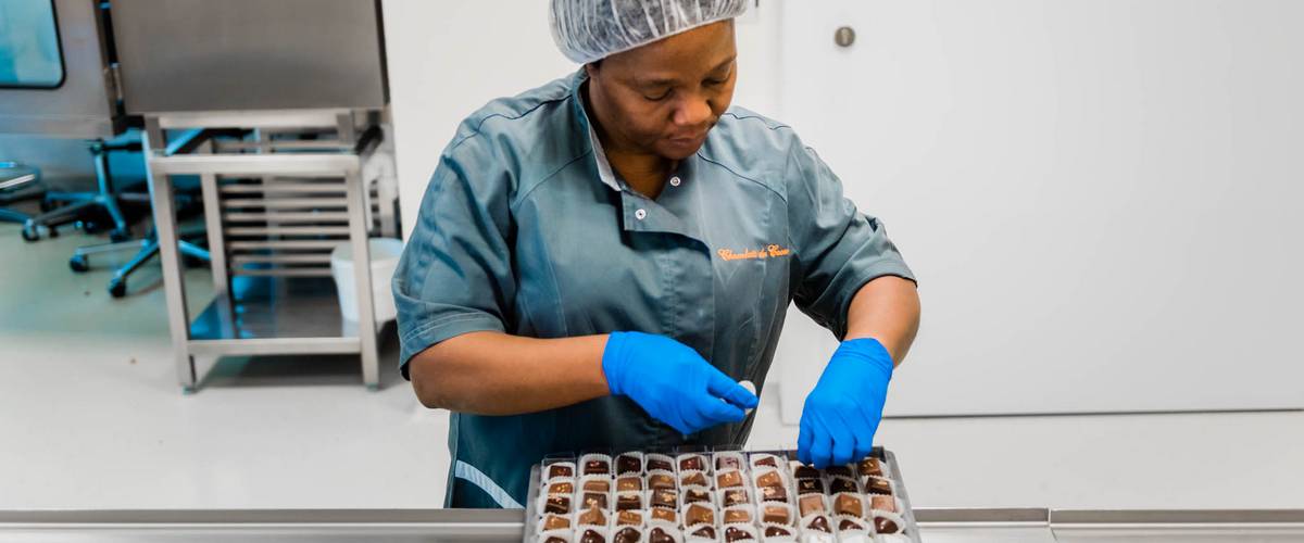 Chocolats du Cœur, inclusion, ateliers protégés, chocolat Fairtrade, économie sociale et solidaire, actions durables et responsables, Ateliers du Tricentenaire, la Circulaire, matières premières certifiées bio, guide Gault & Millaut, vrais produits artisanaux, made in Luxembourg, situation de handicap