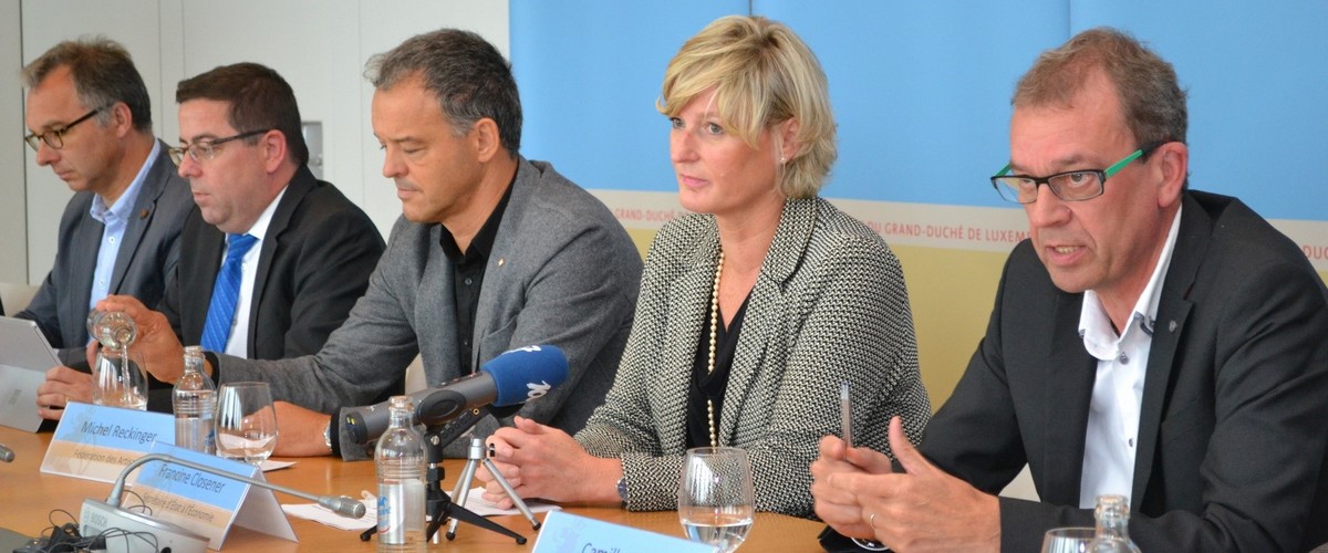 Francine Closener et Camille Gira présentent les mesures en faveur de l’énergie photovoltaïque