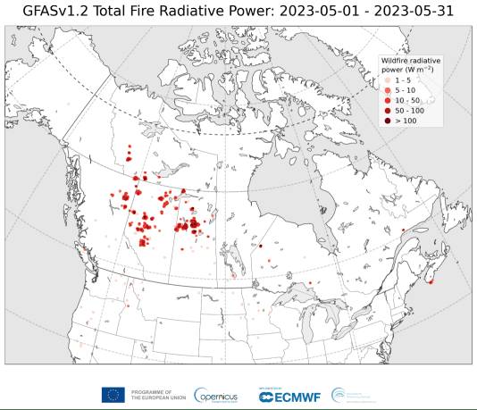 Emplacements des feux actifs GFAS v1.2 et puissance radiative des feux sur le Canada en mai 2023