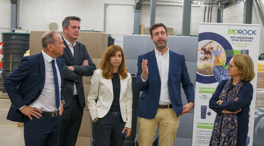 (de g. à dr.) Gilles Roth, Lex Delles, Anne Calteux (représentante de la Commission européenne au Luxembourg), Arnaud Fournier (directeur général, Rotomade S.A.) et Céline Gauer (directrice générale de la Task Force pour la relance & la résilience de la Commission européenne (SG RECOVER))