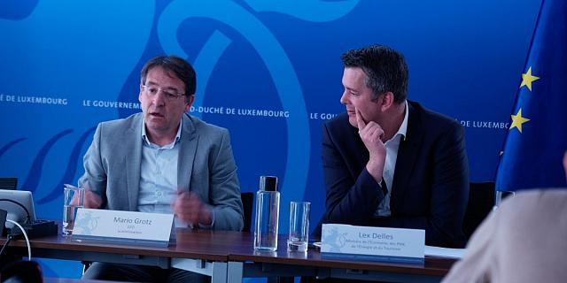 Mario Grotz (CEO de Luxinnovation) et Lex Delles (ministre de l'Économie, des PME, de l'Énergie et du Tourisme)