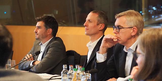 (de g. à dr.) Gilles Biver (MECB), Serge Wilmes (ministre de l'Environnement, du Climat et de la Biodiversité) et Léon Gloden (ministre des Affaires intérieures).