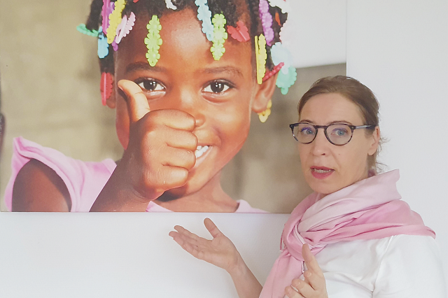 Anne Schweizer, responsable partenariats chez SOS Villages d'Enfants Monde