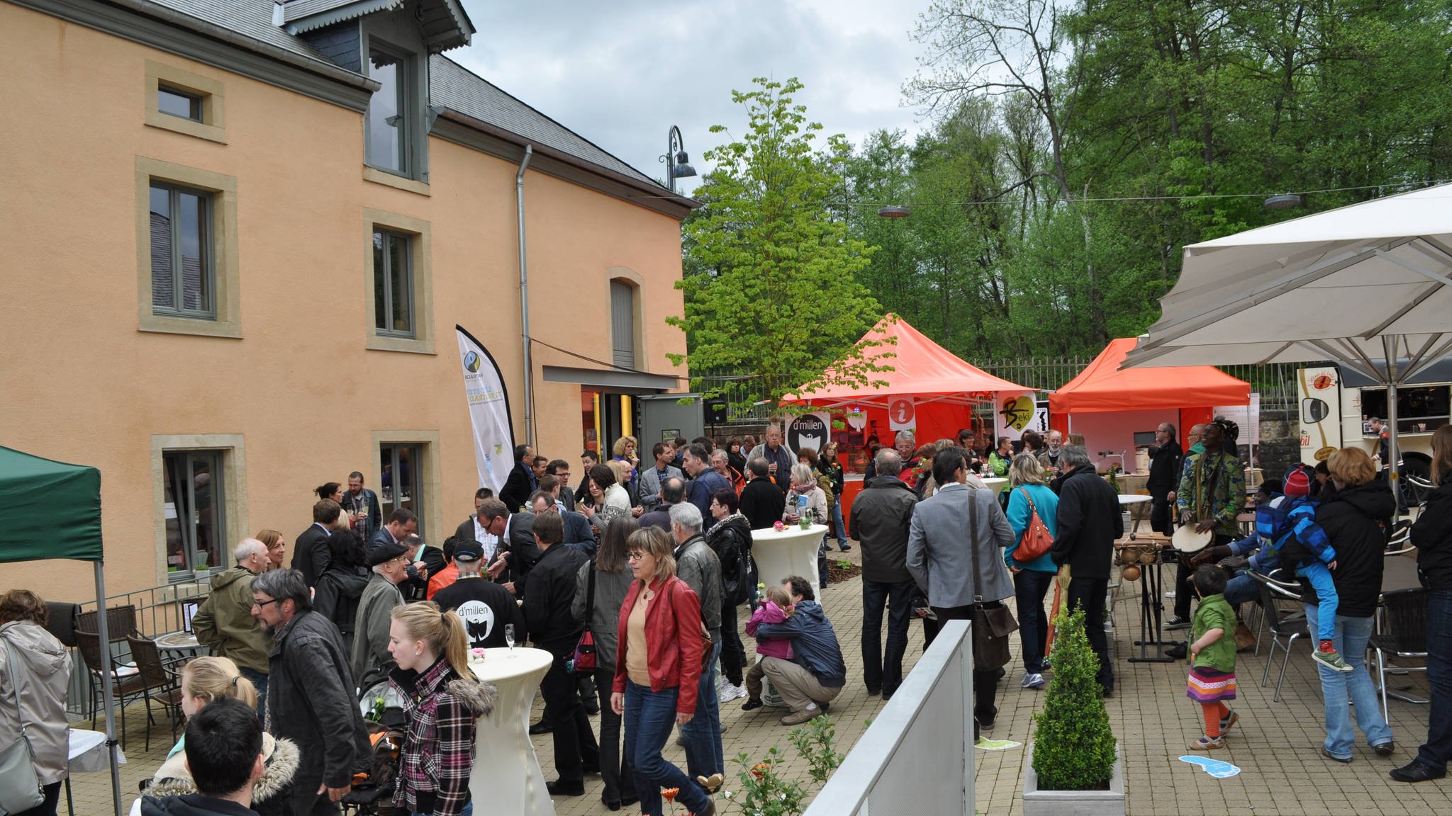 Le tour du monde en 75.318 fair steps !