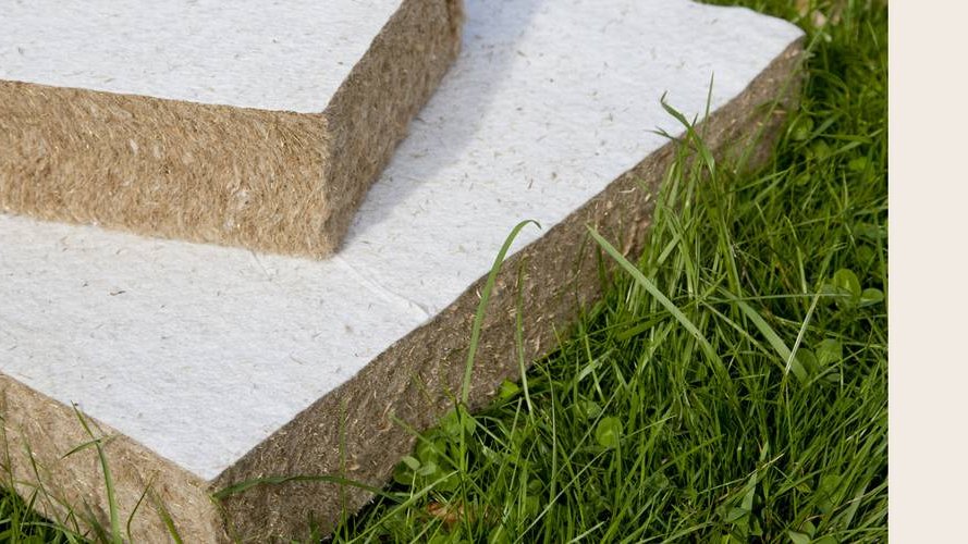 L'isolant à base d'herbe qui a la fibre verte