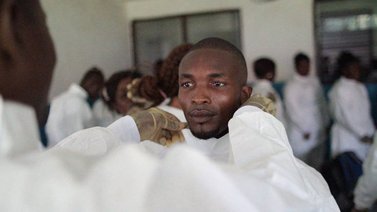 Un nouveau coup de pouce du Groupe de la Banque mondiale pour relancer l'agriculture et mettre plus d'un million de personnes à l'abri de la faim dans les pays touchés par Ebola
