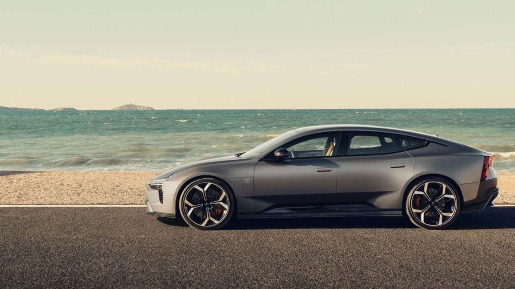 Polestar 5 : la GT qui allie luxe et durabilité