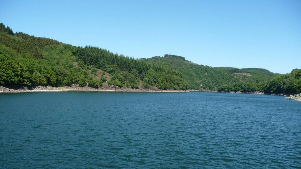 Eaux de surfaces ouvertes à la baignade pendant la saison balnéaire 2015