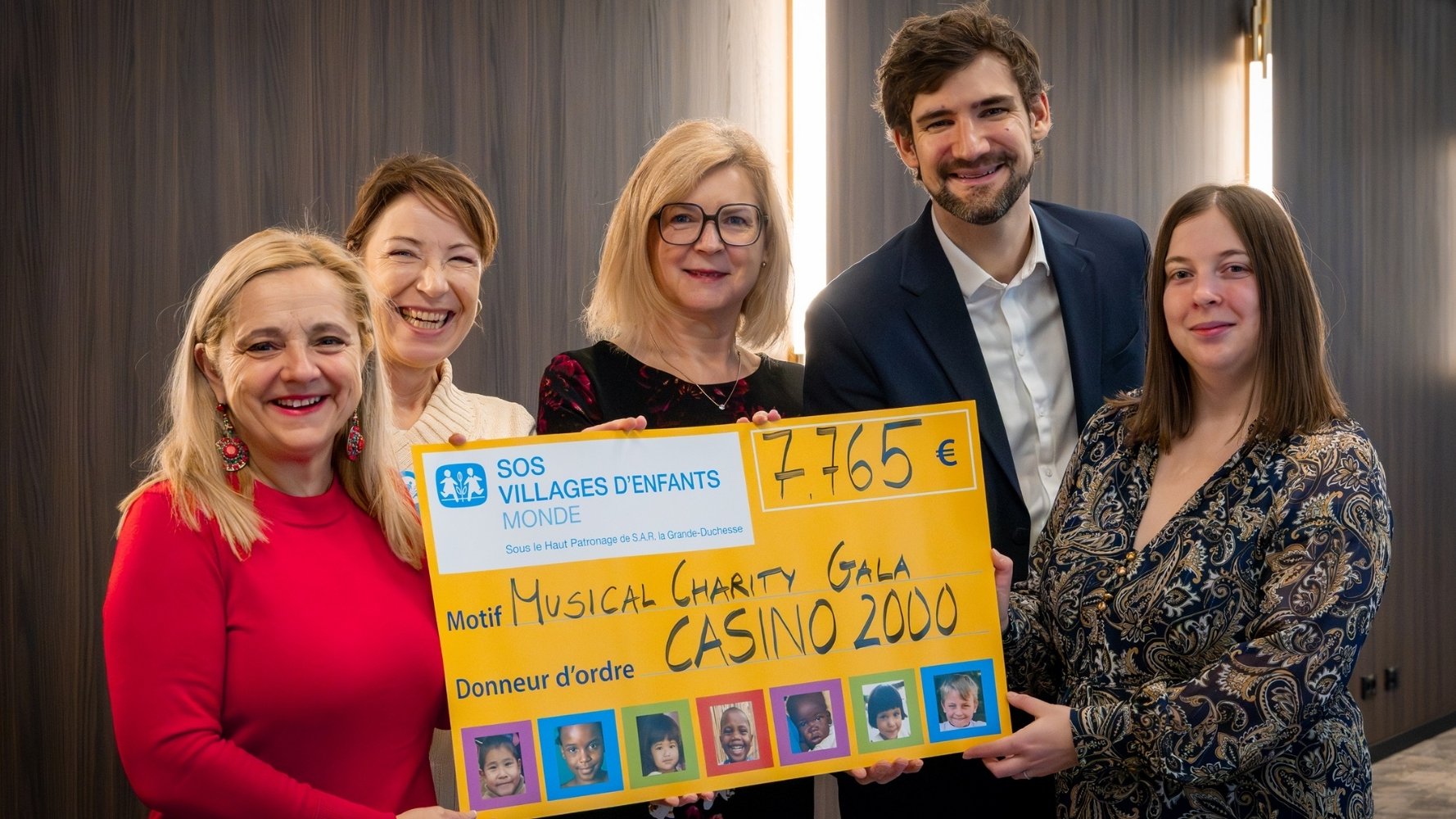 Le Casino 2000 collecte 7.765 euros pour SOS Villages d'Enfants Monde