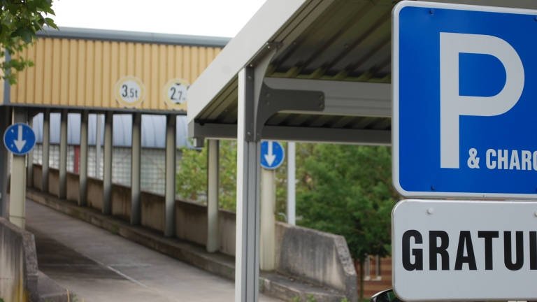 L'électrique ne branche pas les luxembourgeois : un trou dans le budget pour éviter le trou dans la couche d'ozone ?