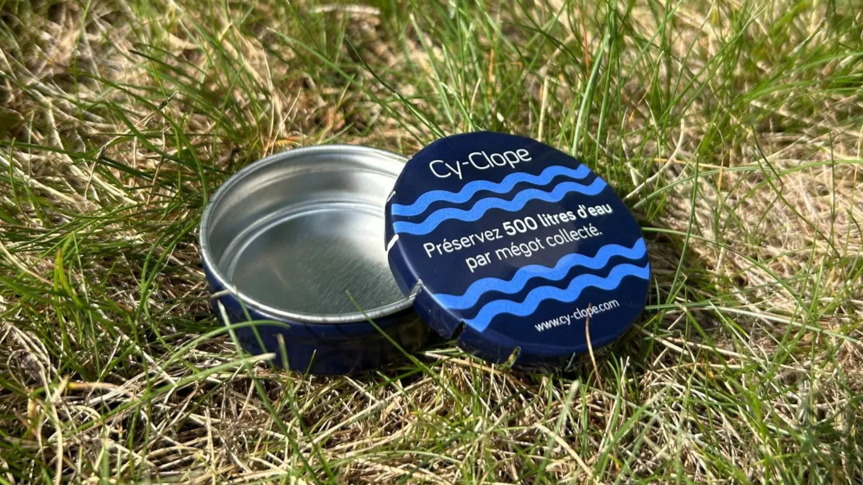 Cendriers jetables : solution pratique ou fausse bonne idée ?