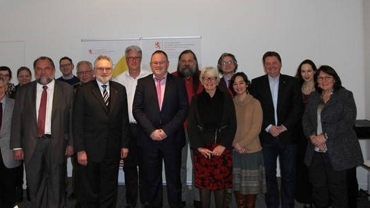 Signature de six accords-cadres de développement et de la convention avec le Cercle de coopération des ONG de développement