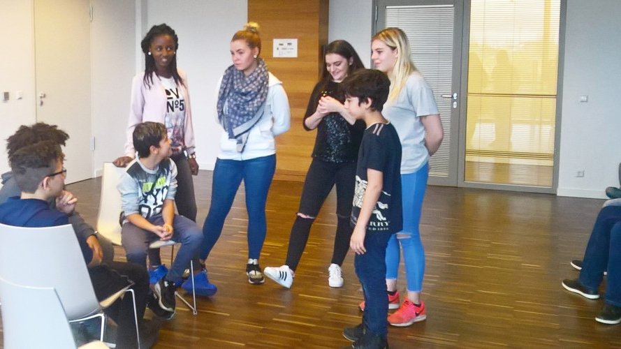Théâtre forum pour sensibiliser les jeunes à la crise des réfugiés