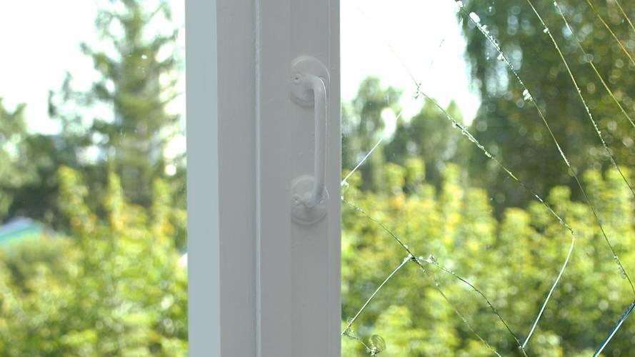Protégez votre maison des intrusions avec les films adhésifs de sécurité