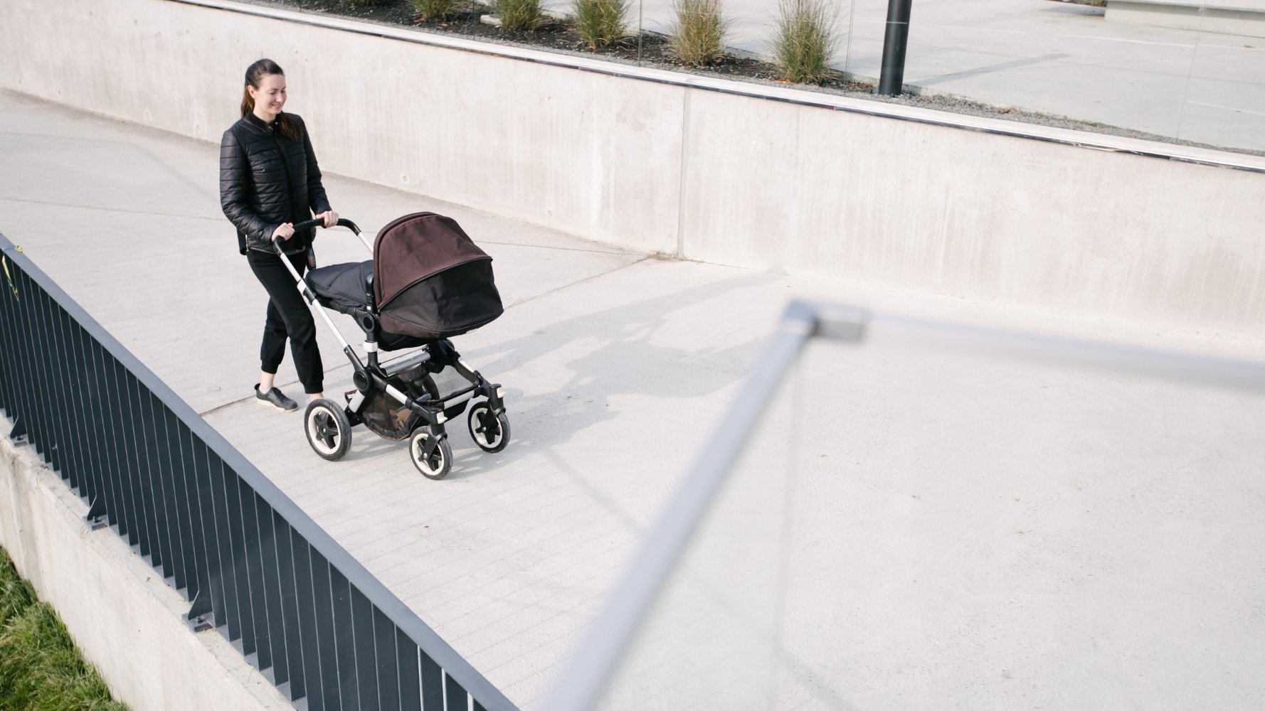 Accessibilité résidentielle : l'accueil des jeunes parents avec poussette