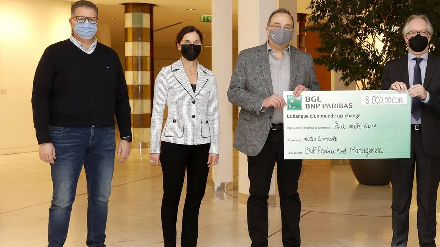 8000 euros dans le cadre d'« Investir pour la planète »