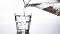Pourquoi l'eau du robinet a parfois un mauvais goût (et comment y remédier)